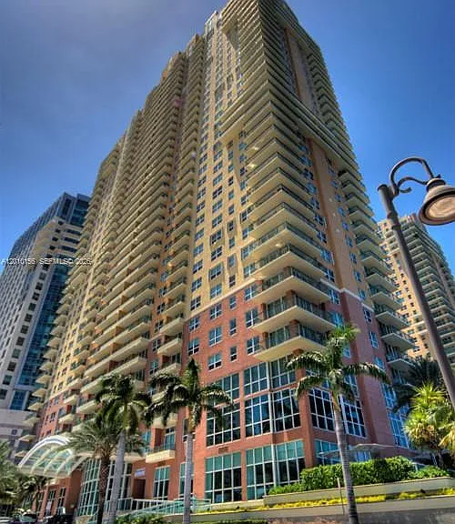 1155 Brickell Bay Dr #3007 — Photo 5