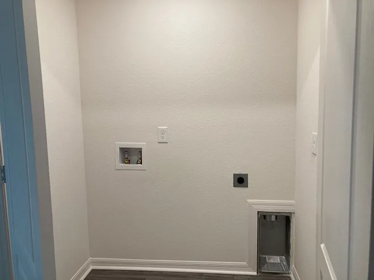 11 Ripcord Ln — Photo 24