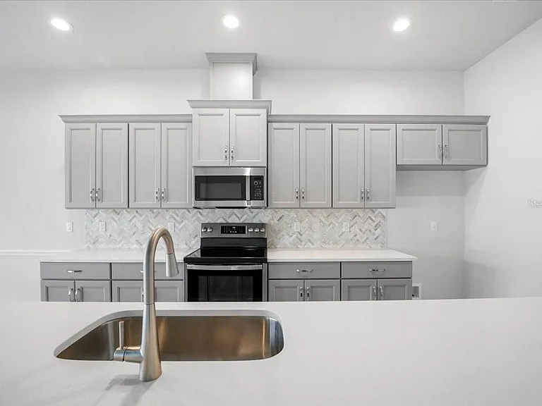 60 Del Palma Dr — Photo 14