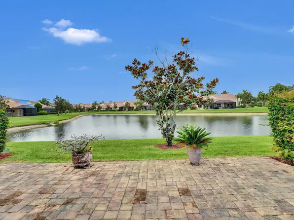 9447 Swansea Lane, West Palm Beach, FL 33411
