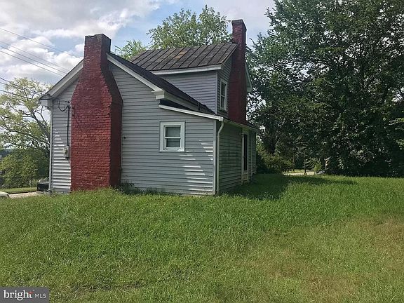 4th image of 314 Henry St