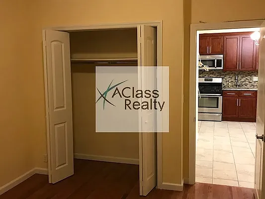 Rented by A Class Realty Corp | media 4