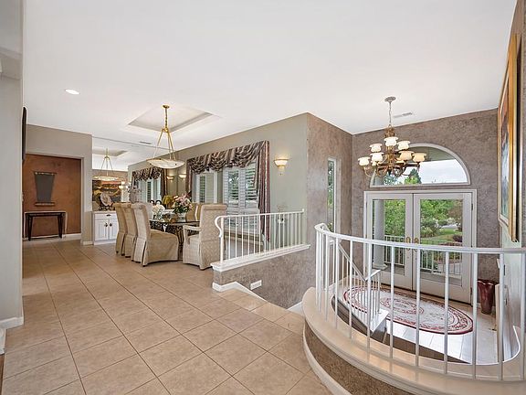 4th image of 6243 Camino Del Lago