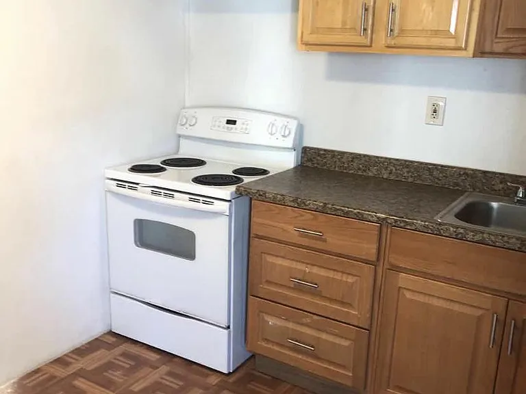 39 Silver St — Photo 1