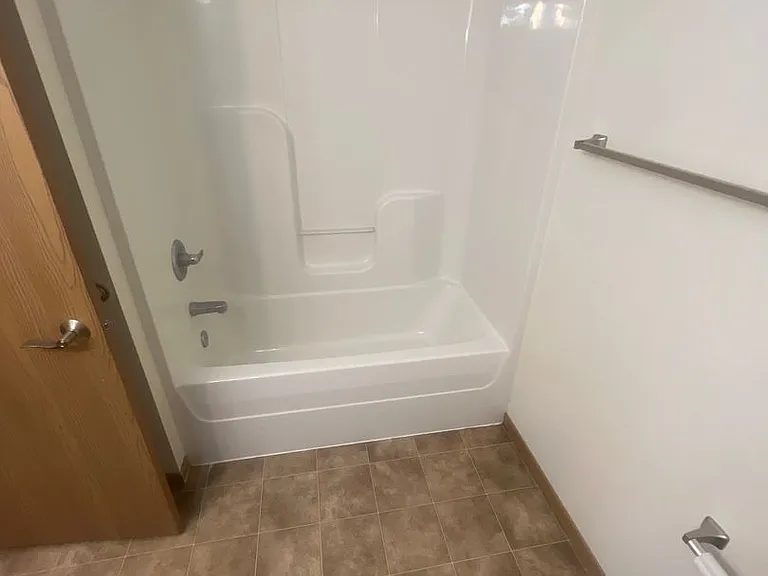 731 Illinois Ave NW — Photo 7