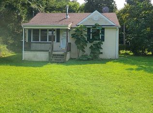 178 Jamestown Rd, Farmville, VA 23901