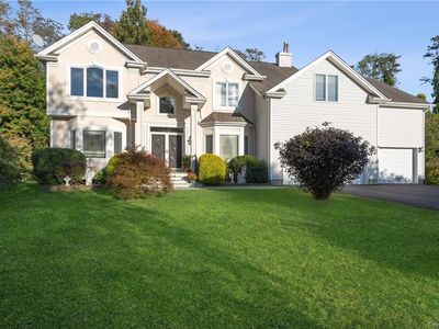 11 Loose Strife Dr, Hopewell Junction, NY, 12533