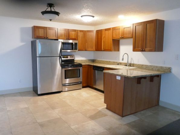 1601 Broadway St #18