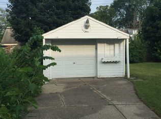 11426 Balfour Rd, Grosse Pointe, MI 48224