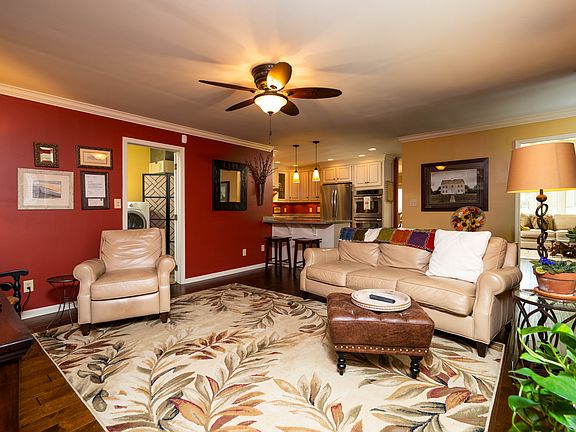 4th image of 3617 Forest Glen Ct