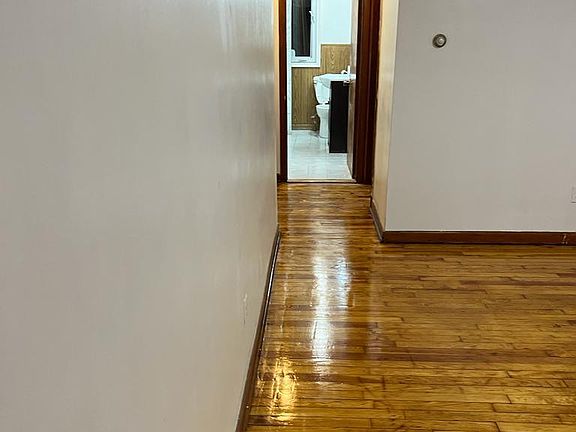 2nd image of 1004 W 15th St Unit 1