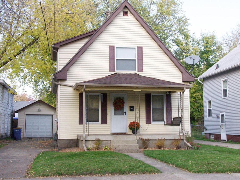 1st image of 209 Burr Oak St NE