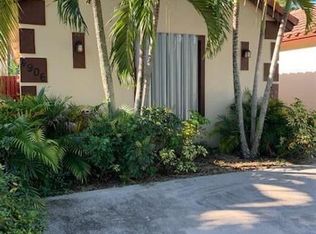 4906 Cambridge St, Lake Worth, FL 33463