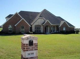 14300 Scenic Ridge Rd, Haslet, TX 76052