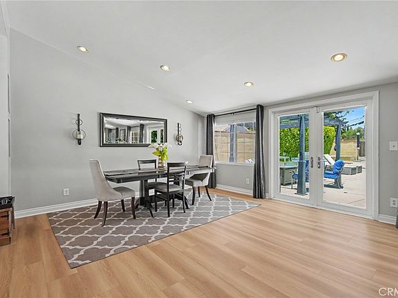 5th image of 5706 Comanche Ave