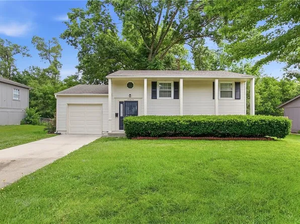 10015 Kessler St, Overland Park, KS 66212