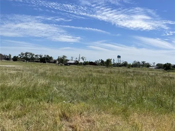 Langford Dr, Sulphur, LA 70665