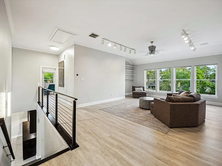 8745 Tollis St — Photo 21