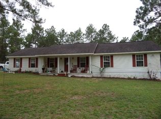 47 Palm Tree Ct, Jesup, GA 31545