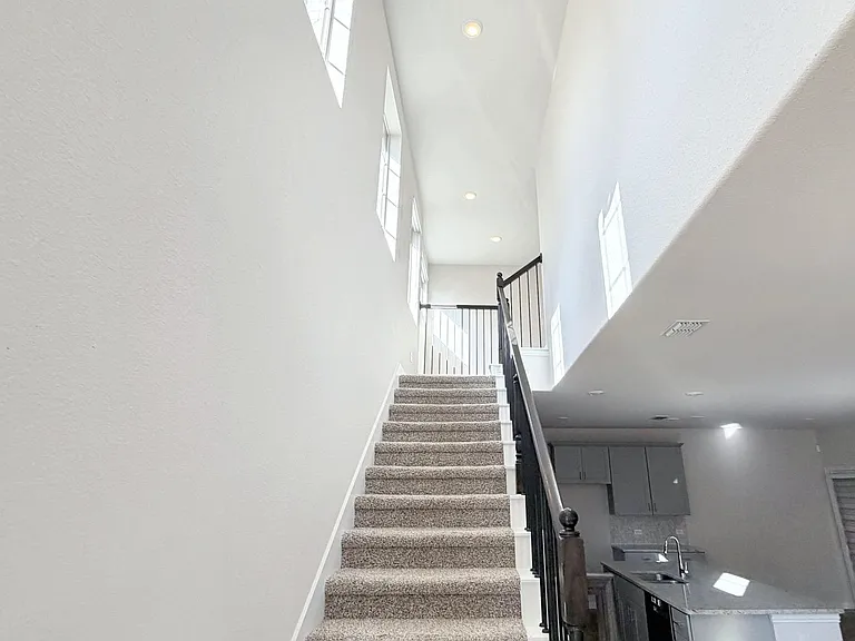 2653 Acadia Dr — Photo 19