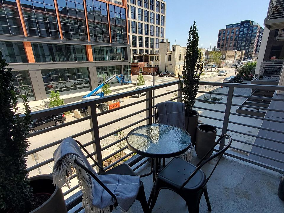 Outdoor Private Balcony