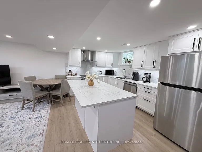 171 Manitou Way #LOWER — Photo 6