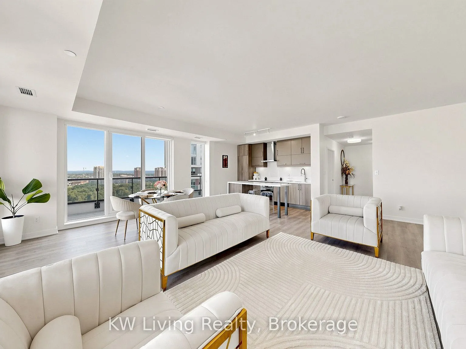 Gallery Square Condos — Photo 3
