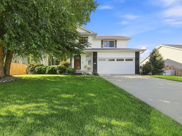 497 Morning Dove Blvd, Pleasant Hill, IA 50327