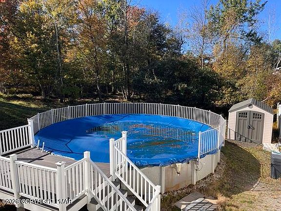 3rd image of 216 Center Dr