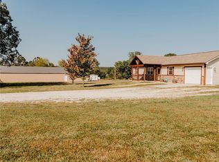 12699 Comet Rd, Dixon, MO 65459
