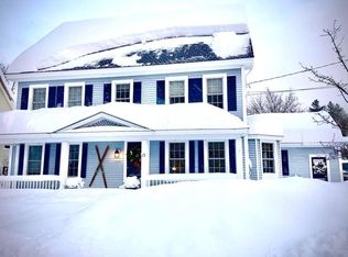 15 Maple St, Sunapee, NH 03782