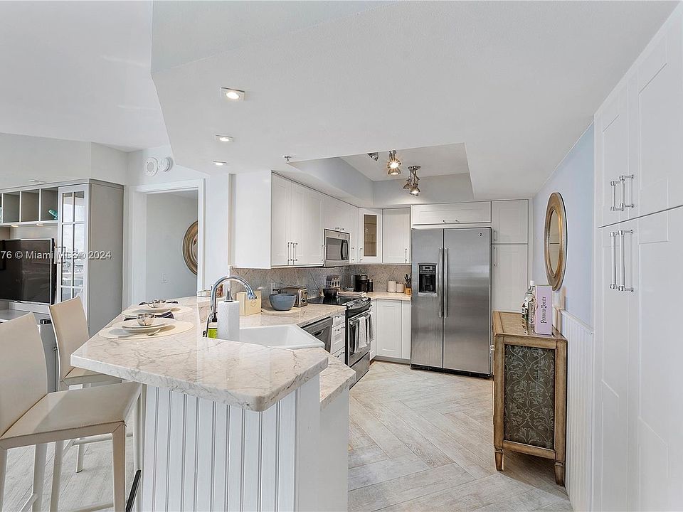 1st image of 1800 Sunset Harbour Dr #807