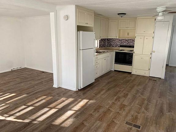 2nd image of 305 S Val Vista Dr Lot 75