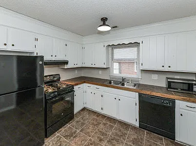 1128 McKinnon Dr — Photo 12