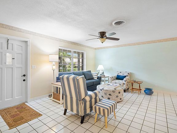 4th image of 11 Sailfish Ln
