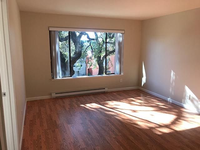 1st image of 370 Monterey Blvd