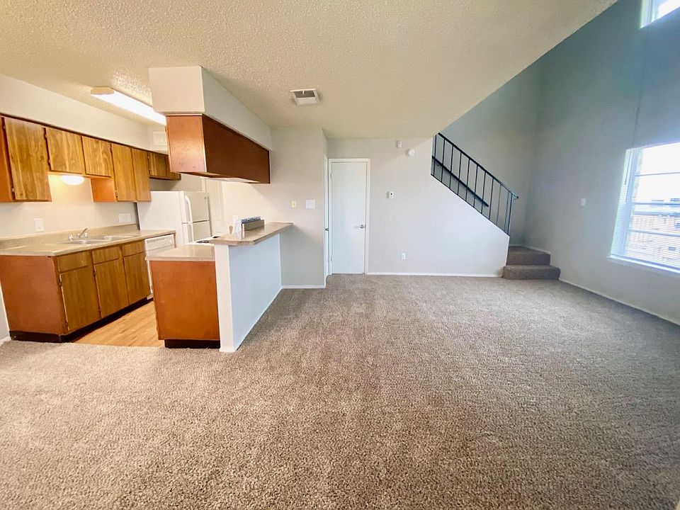 1st image of 318 Audra Ln APT I