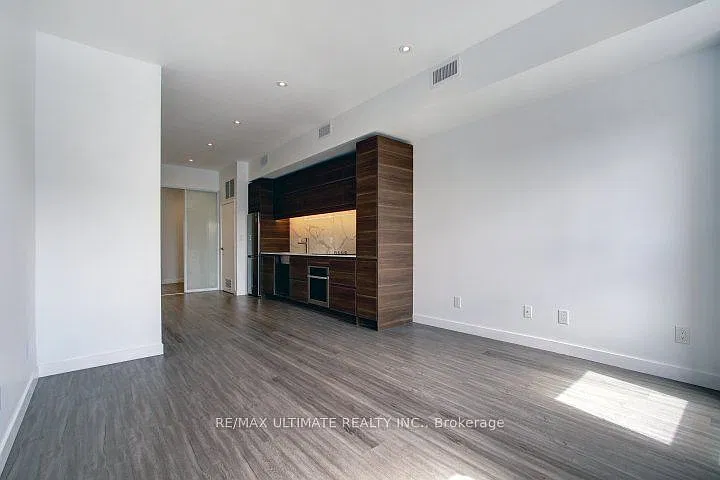 2 bed, $2,100 — Photo 2