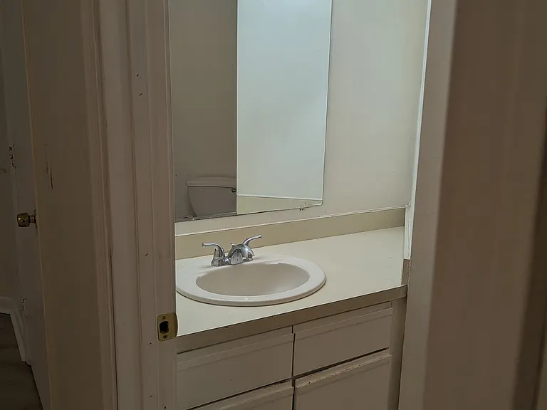 43 Bank St #3 — Photo 7