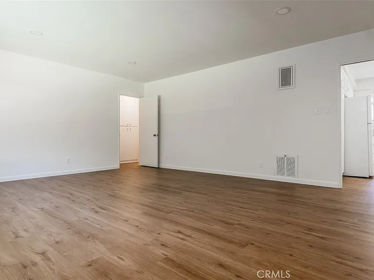 4653 Fulton Ave #4 — Photo 3