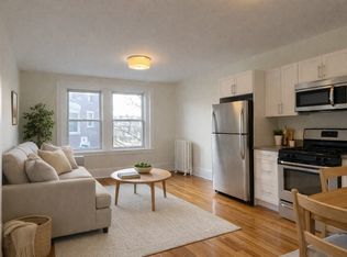 83 Harvard St APT 4, Brookline, MA 02445