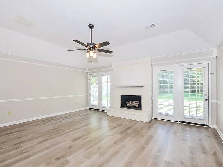 6641 Bright Star Ln — Photo 3