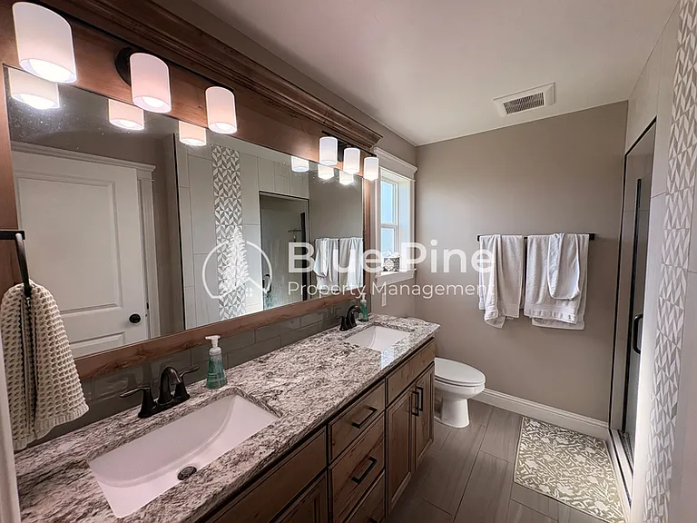 1890 Mesa Canyon Dr — Photo 12