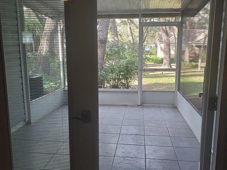 5902 Stratton Park Dr — Photo 19