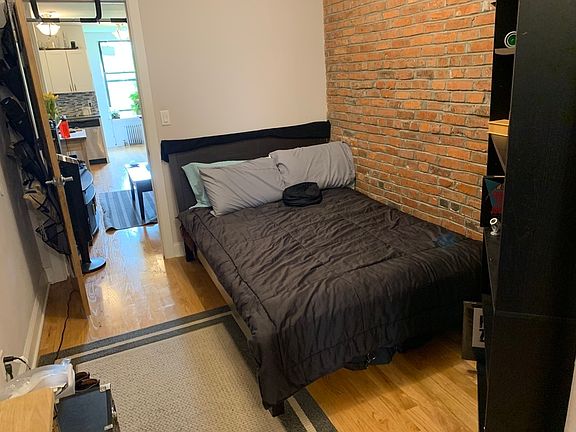 4th image of 142 Baltic St #3A