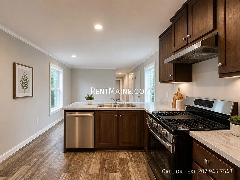 131 D St — Photo 2