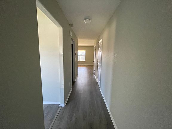 3rd image of 3406 Doffy Dr