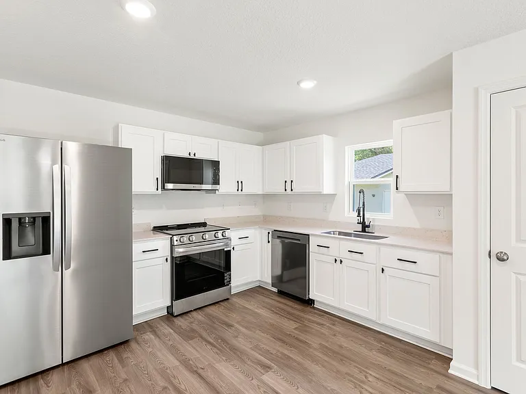 14241 SW 34th Terrace Rd — Photo 13