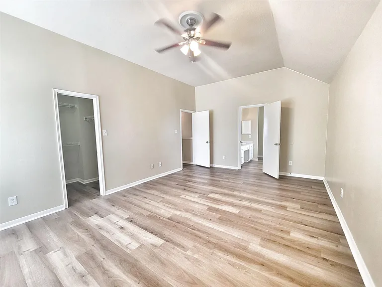 2715 Sailors Moon Dr — Photo 15