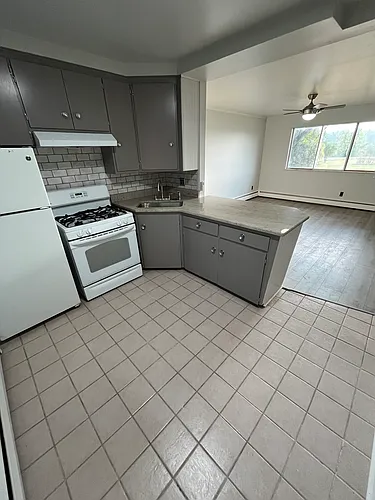 44090 Michigan Ave #B Photo 1